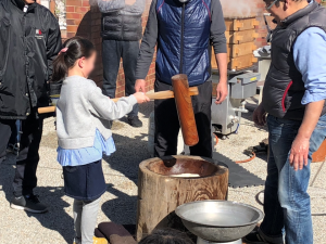 新春餅つき大会(主催：谷戸子ども会)が実施されました！