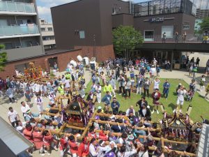 コトニアガーデン新川崎に第5回北加瀬神輿パレードがやってきました！