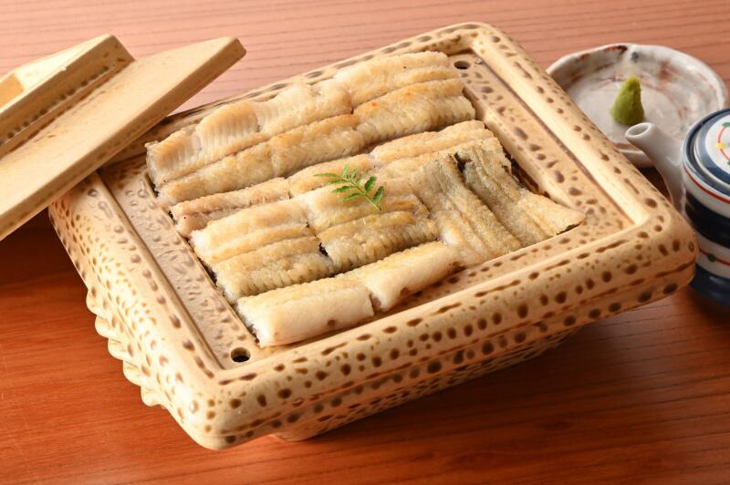 炭焼　うな富士　有楽町店　むかい