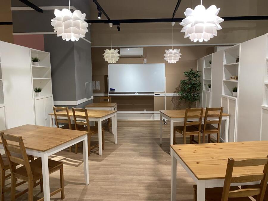 ROOM B